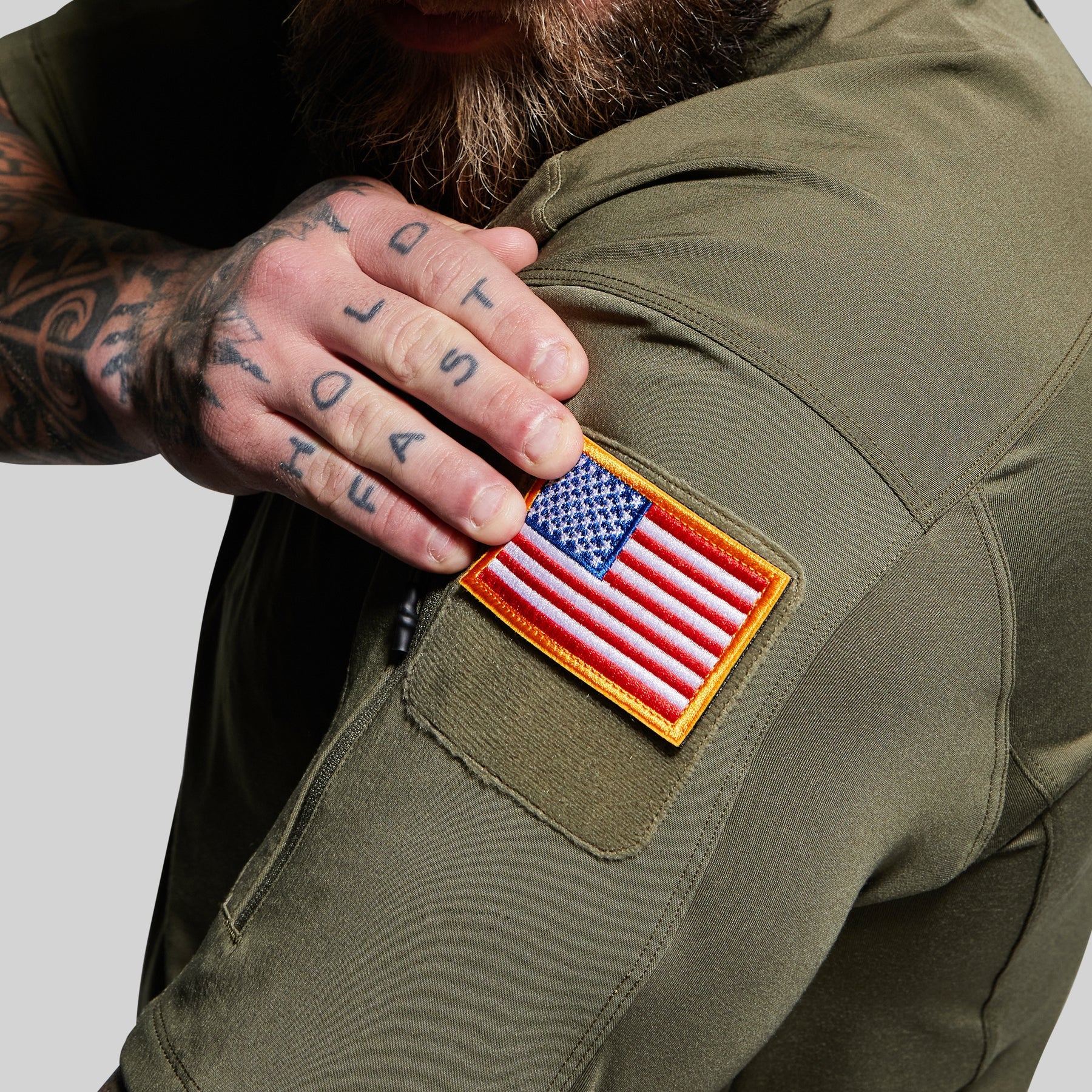 Born Primitive ショートスリーブ Op Top Mサイズ AOR1 Born Primitive OP Top Short Sleeve (CLEARANCE) – Offbase Supply Co.