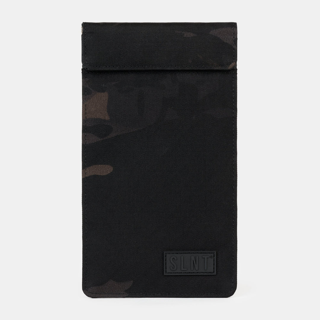 SLNT Faraday Phone Sleeve