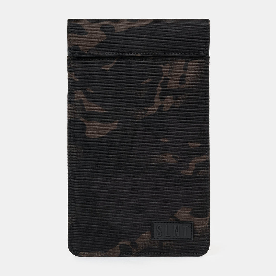 SLNT Faraday Phone Sleeve