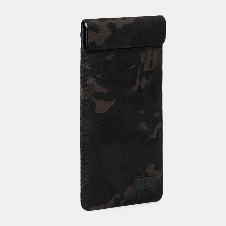 SLNT Faraday Phone Sleeve