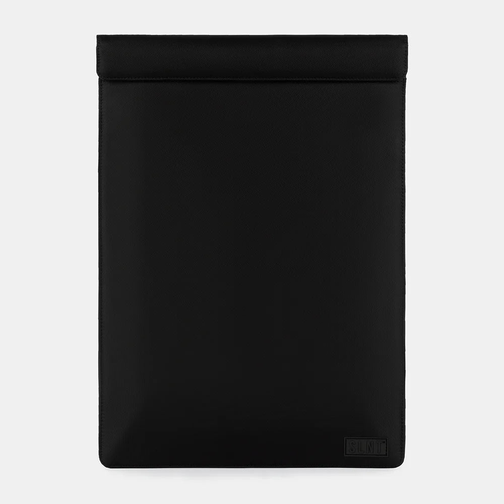 SLNT Vertical Faraday Laptop Sleeve