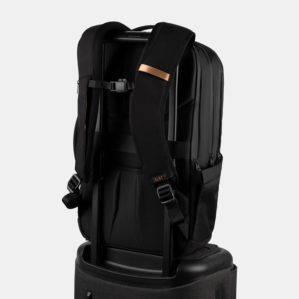 SLNT E3 Faraday Backpack