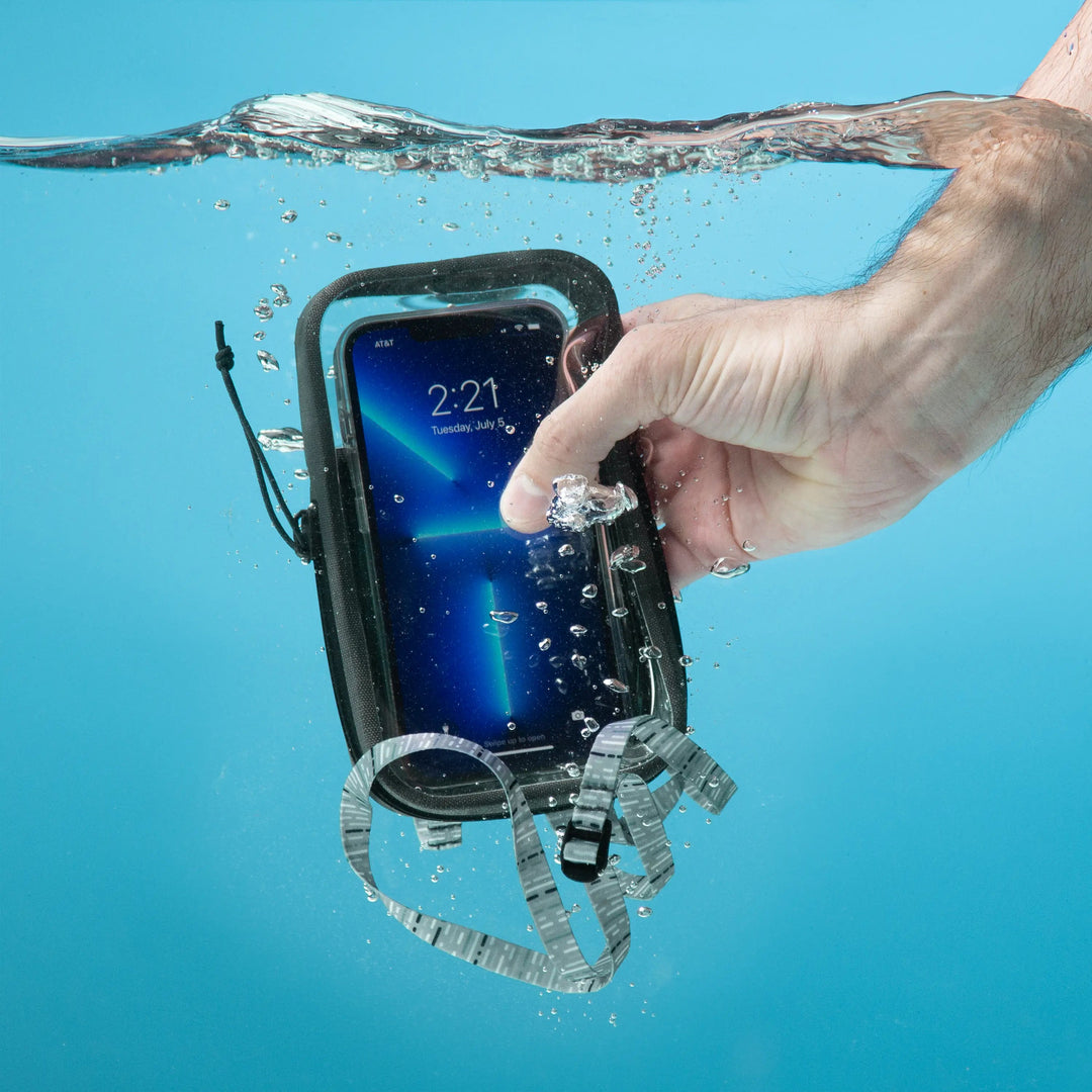 Nite Ize RunOff® Waterproof Phone Case – Offbase Supply Co. Nite Ize RunOff® Waterproof Phone Case – Offbase Supply Co.