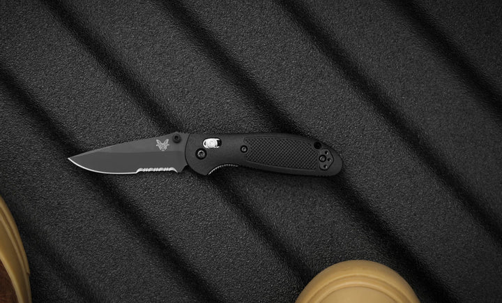 Benchmade 556SBK-S30V Mini Griptilian Drop-Point Folding Knife - Black Grivory