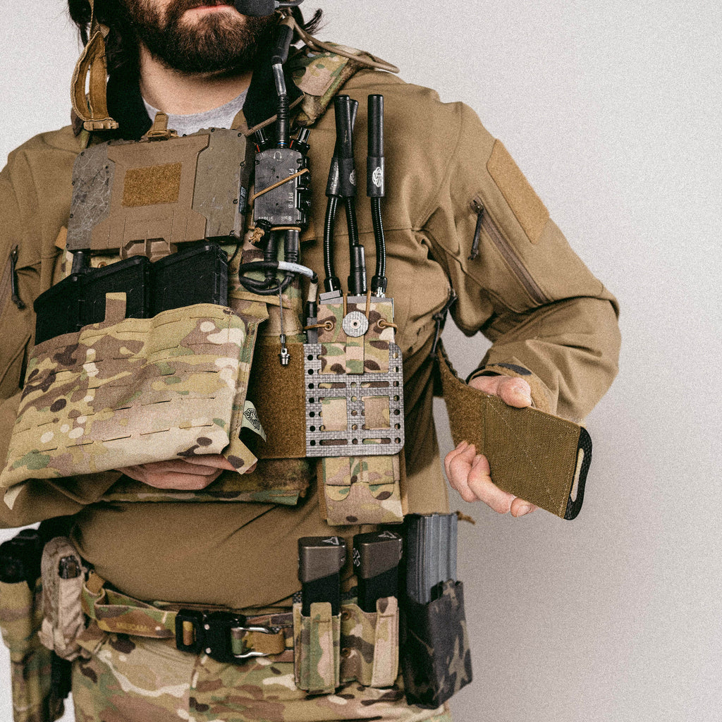 Ferro concepts multicam ラジオポーチ　実物 Ferro Concepts RADio Pocket Pouch – Offbase Supply Co.