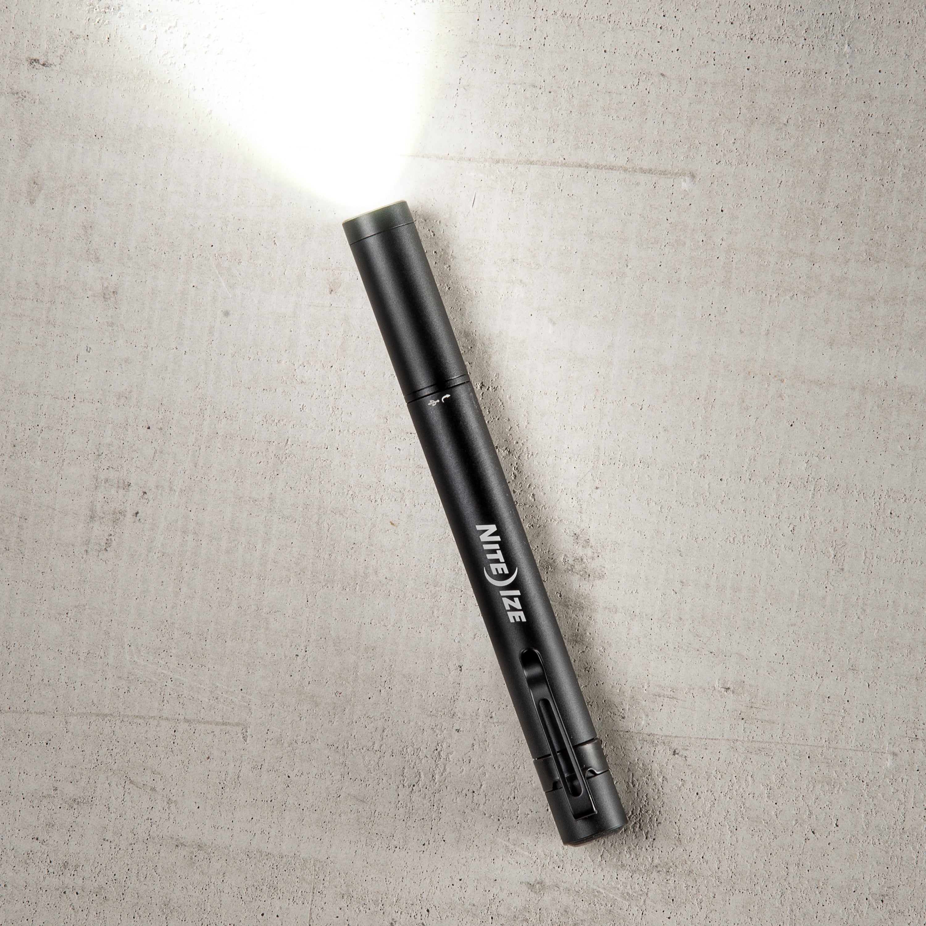 Nite Ize Radiant® Rechargeable Pen Light – Offbase Supply Co.